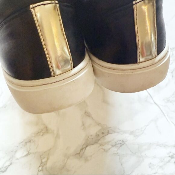 Kenneth Cole leather pointed sneakers slip on - Picture 7 of 8